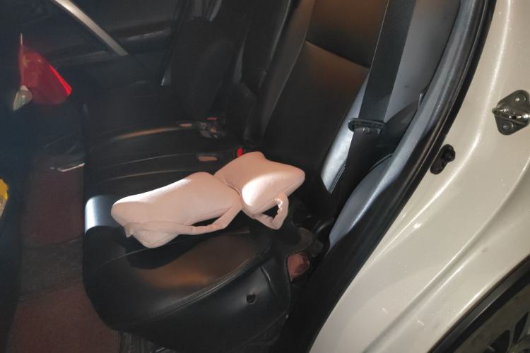 Used Toyota RAV4 2015 2.0L CVT Two-Wheel Drive Fashion Edition