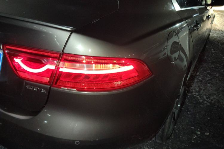 Used Jaguar XE 2017 2.0T 200 PS R-Sport