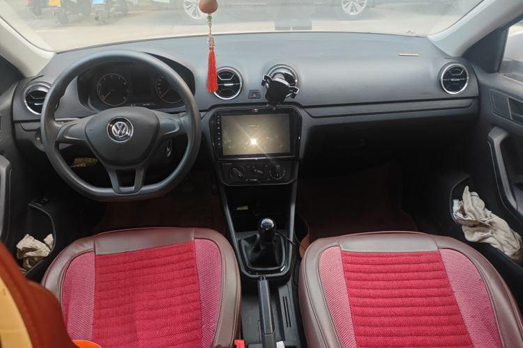 Used Volkswagen Jetta 2017 1.4L Manual Fashion Edition
