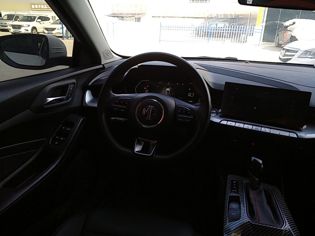 MG 5 2021 Revised Version 180 DVVT CVT Youth Luxury Edition — снимка 13
