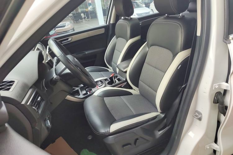 Used Qoros 5 2019 Qoros 5S 1.6 TGDI Prestige Model Left Front Seat