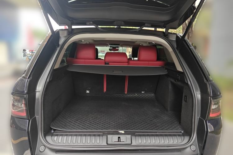 Used Land Rover Range Sport 2020 3.0 L6 HSE DYNAMIC
