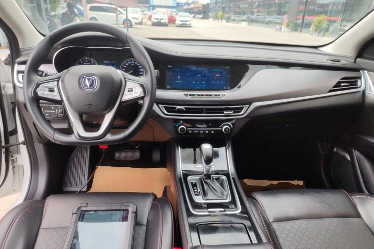 Used CHANGAN Eado 2019 Blue Whale Edition 280T GDI DCT High-Speed Model
