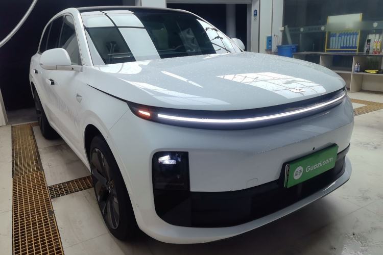 Used Li Auto L6 2024 Pro Model Front Right 45 Deg