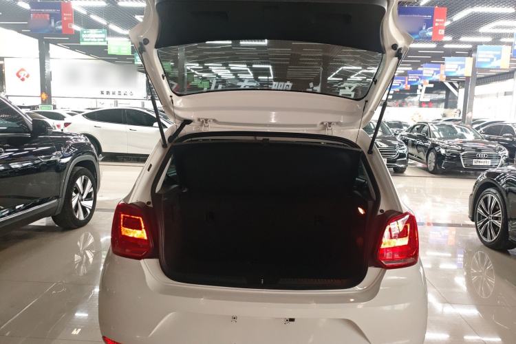 Used Volkswagen Polo 2016 1.4L Automatic Trendy Model
