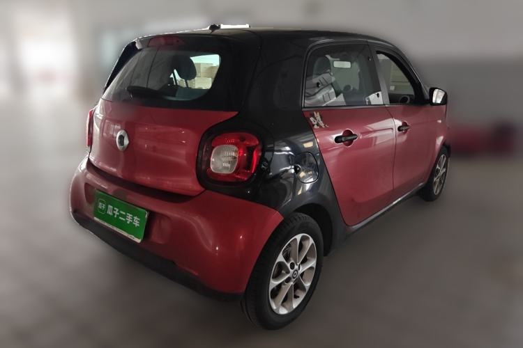 Used smart forfour 2018 1.0L 52 kW Dynamic Edition