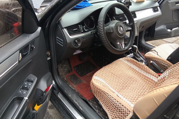 Used Volkswagen Bora 2015 Value Edition 1.6L Automatic Comfort Version