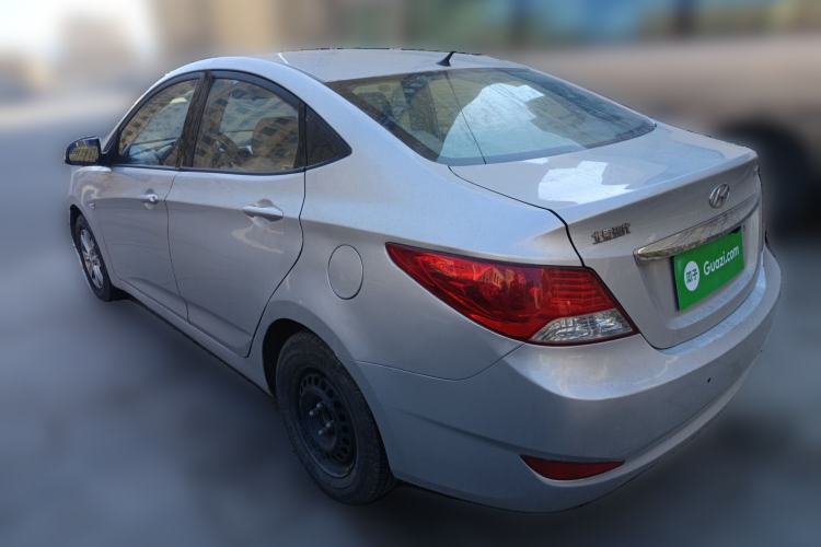 Used Hyundai Verna (older generation) 2010 Sedan 1.4L Manual Comfort GS Rear Left 45 Deg