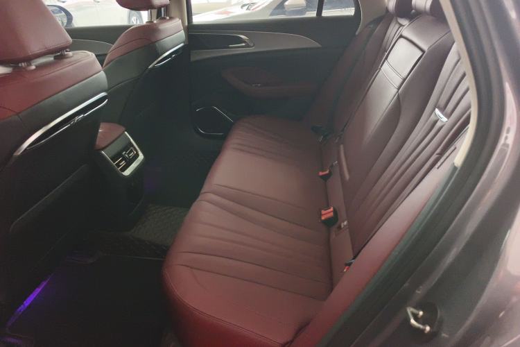 Used Hongqi H5 2024 2.0T Automatic Smart Connect Flagship Edition Left Rear Seat