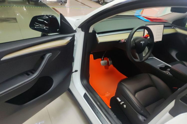 Used Tesla Model Y 2022 Performance High-Performance All-Wheel-Drive Version Driver Seat