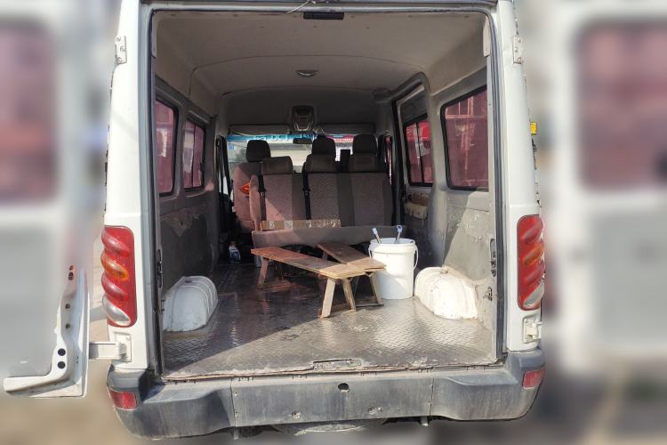 Used Iveco Power Daily 2017 2.5T Classic A32 Mid-Roof 6-7 Seater Bus 47Z5
