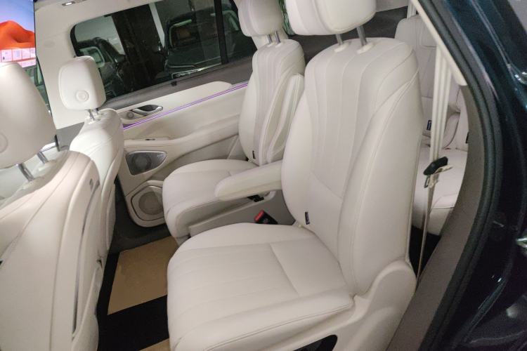 Used Wey Lanshan 2025 Four-Wheel Drive Max Left Rear Seat