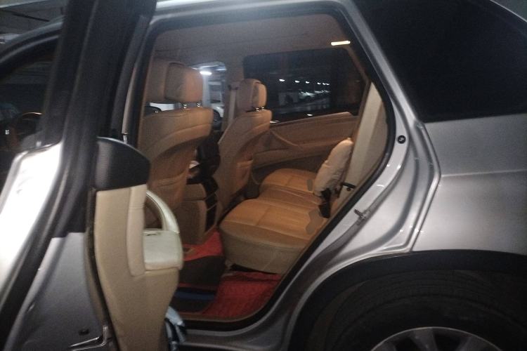 Used BMW X5 2011 xDrive35i Luxury Model