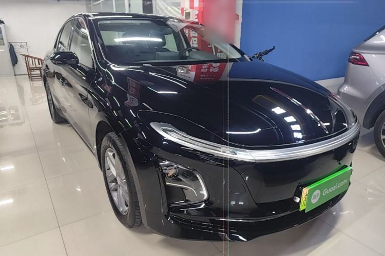 Used Hongqi E-QM5 2025 610 km PLUS