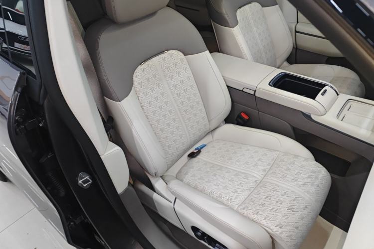 Used Zeekr 7X 2025 75 kWh Rear-Wheel Drive Intelligent Driving Version
