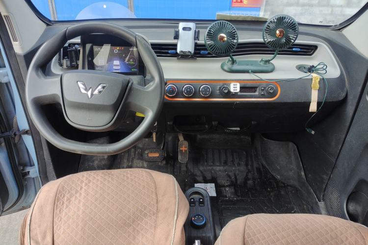 Used Wuling Hongguang MINIEV 2021 Macaron Premium Model – Lithium-NMC
