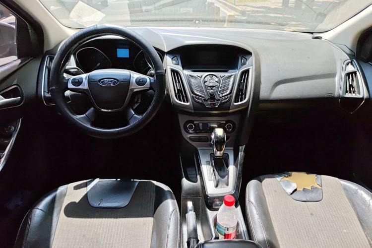 Used Ford Focus 2012 Sedan 1.6L Automatic Fashion Edition