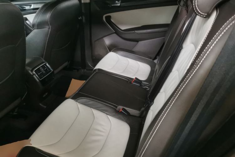 Used Skoda Kodiaq 2017 TSI330 7-Seater Two-Wheel-Drive Luxury Edition
