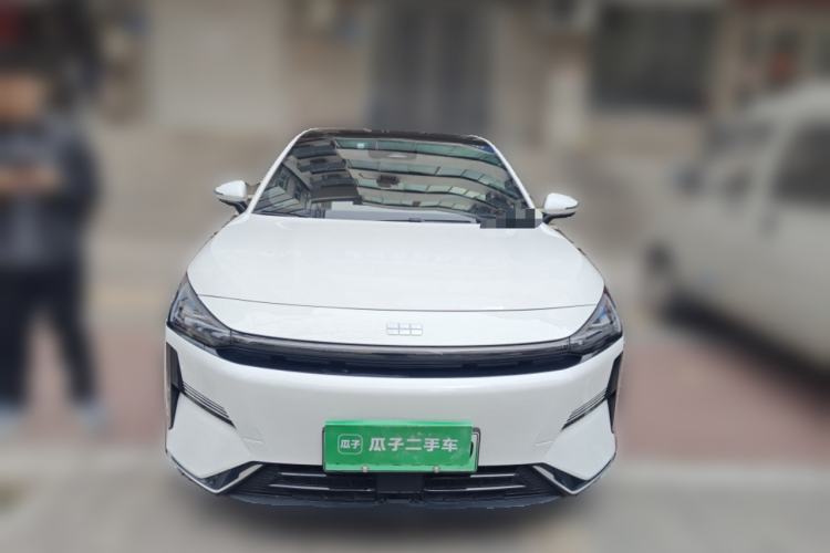 Used Geely Galaxy L6 2023 125km Starship