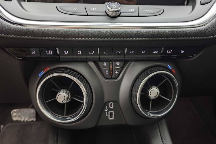 Used Chevrolet Blazer 2020 650T 7-Seater WEI Version
