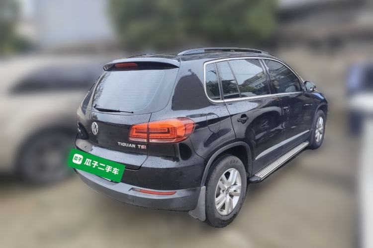 Used Volkswagen Tiguan 2015 1.8TSI Automatic Two-Wheel Drive Trend Edition Rear Right 45 Deg