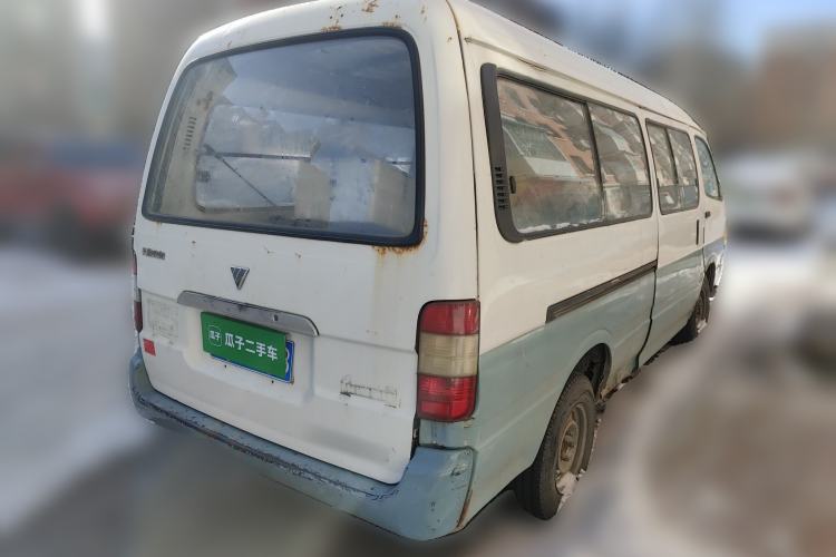 Used Foton Scenic 2011 2.0L Express Classic Long-Wheelbase Version 486EQV4
