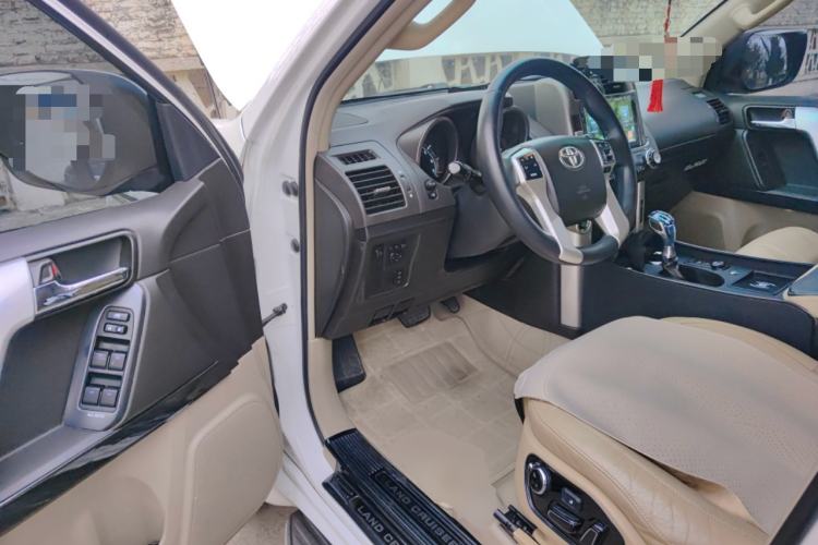 Used Toyota Prado 2010 4.0L Automatic TX-L
