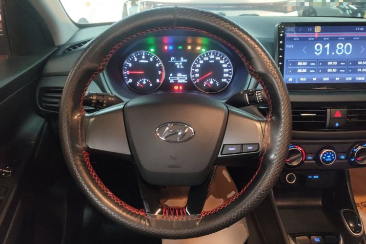 Used Hyundai Celesta 2020 1.6L Automatic GL Enjoyable Edition Steering Wheel