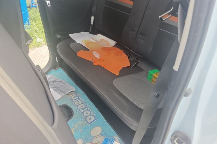 Used Wuling Hongguang MINIEV 2021 Macaron Fashion Model Lithium Iron Phosphate Left Rear Seat