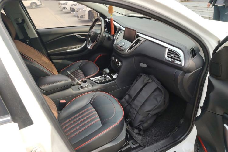 Used Soueast DX7 2017 1.5T Automatic Luxury Model