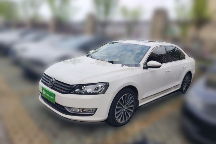 Used Volkswagen Passat 2014 1.8TSI DSG Prestige Navigation Edition