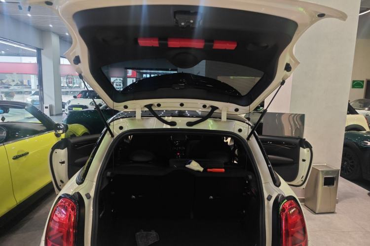 Used MINI JCW 2023 2.0T JOHN COOPER WORKS Pat Moss Commemorative Edition Trunk