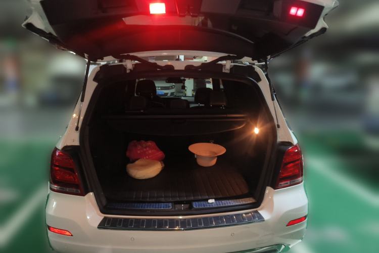 Used Mercedes-Benz GLK-Class 2015 GLK 300 4MATIC Fashion Edition Ultimate Version Trunk