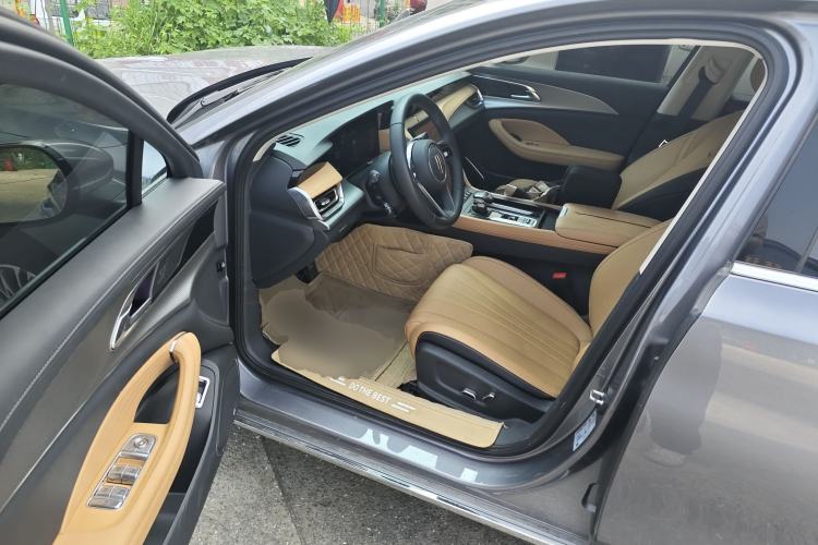 Used Hongqi H5 2023 2.0T Automatic Smart Connect Flagship Edition