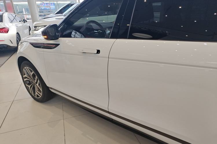 Used Land Rover Range Rover Evoque 2022 Facelifted Aurora L 249 PS R-Dynamic Luxury Edition
