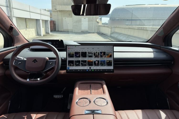 Used Hyptec HL 2025 700 Ultra Six-Seater All-Wheel-Drive LiDAR Version
