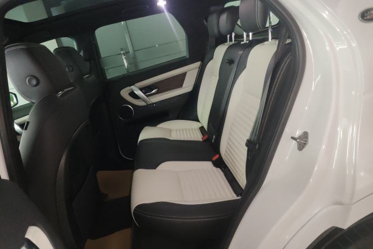 Used Land Rover Discovery Sport 2020 249 PS R-Dynamic Performance Edition Left Rear Seat