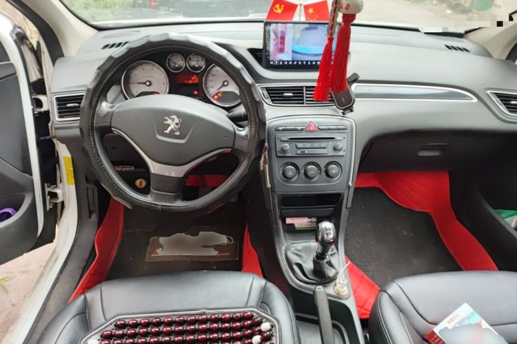 Used Peugeot 308 2014 Enjoy Edition Classic 1.6L Manual YouShang Model Center Console