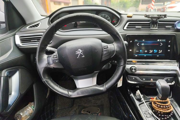 Used Peugeot 308 2016 1.6L Automatic Luxury Edition Steering Wheel