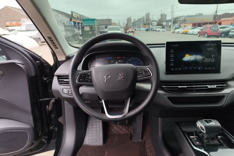 Used Hongqi E-QM5 2022 431 km Charge & Enjoy Edition Steering Wheel