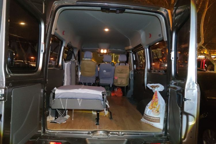 Used SAIC MAXUS Xintu V80 