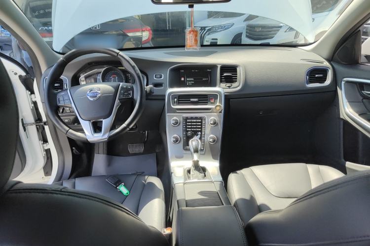 Used Volvo S60 2016 S60L T4 Zhiyuan Edition