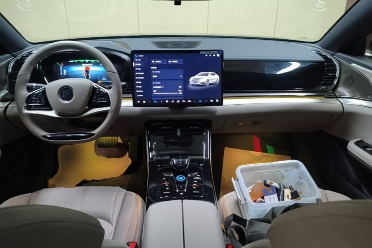 Used BYD Han 2024 DM-i Glory Edition 121KM Prestige Model
