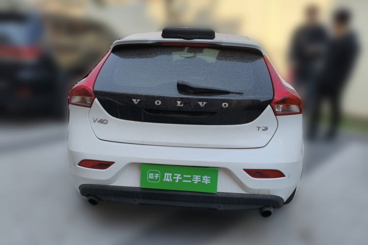 Used Volvo V40 2017 T3 Zhiyi Edition Exterior 4