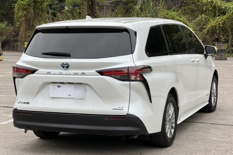 Used Toyota SIENNA 2021 2.5L Hybrid Comfort Edition Exterior 7