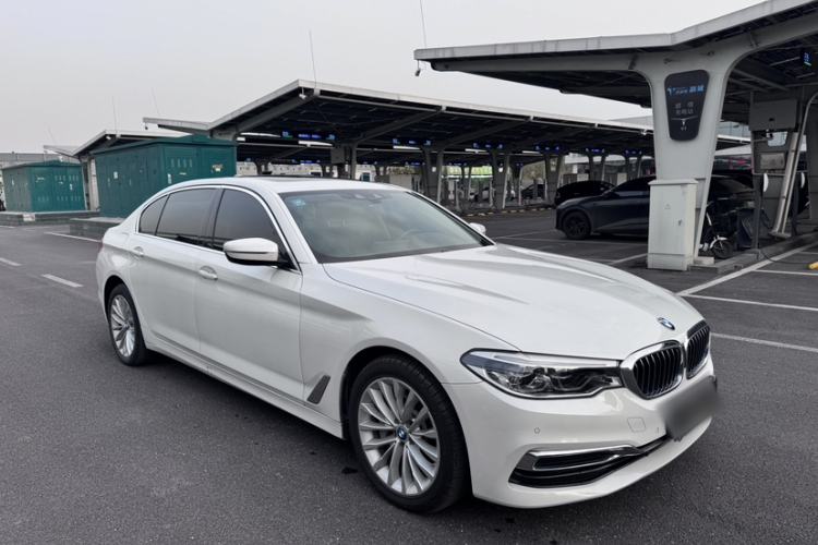 Used BMW 5 Series New Energy 2020 Mileage Upgrade Version 530Le Luxury Package
