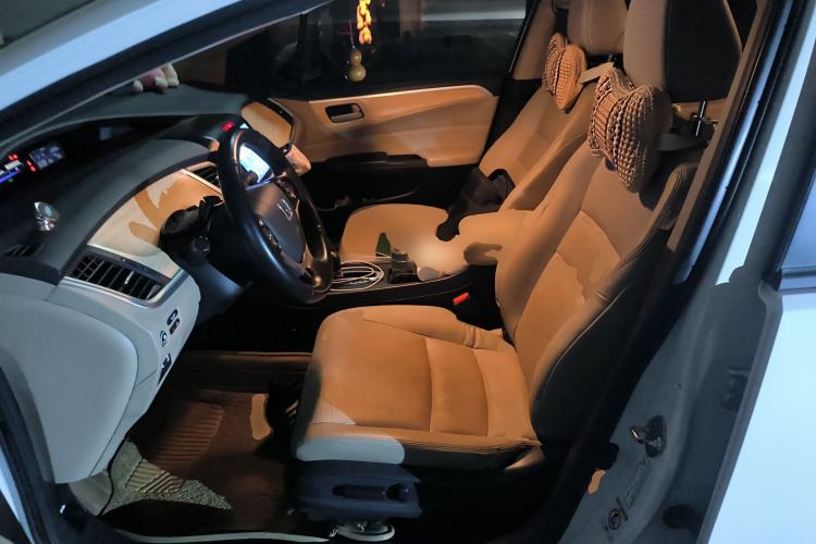 Used Honda Jade 2014 1.8L CVT Luxury Edition 5 seats
