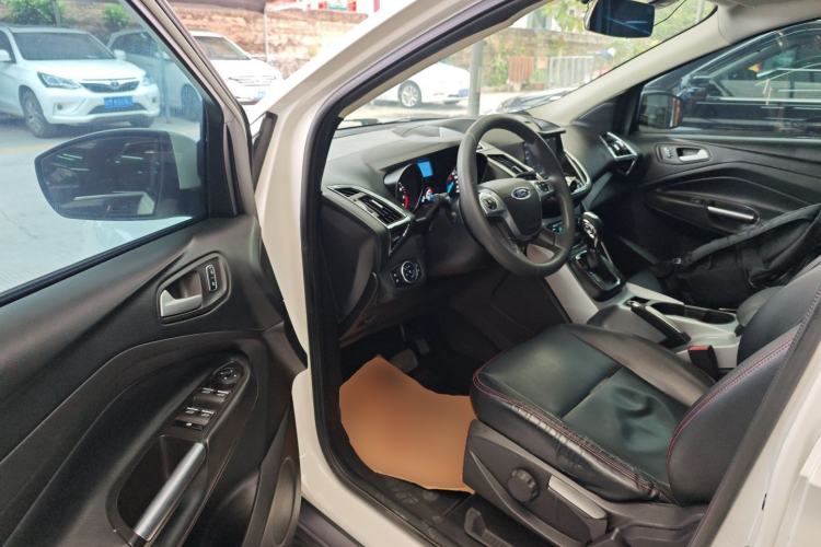 Used Ford Kuga 2015 1.5L GTDi Two-Wheel-Drive Comfort Model