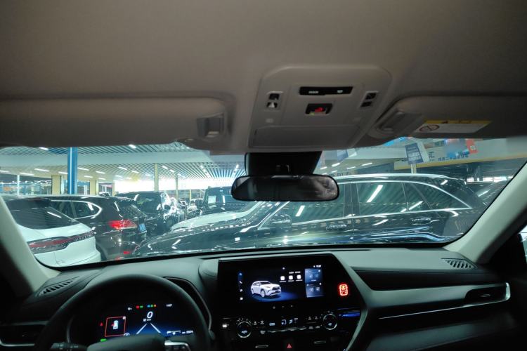 Used Toyota Highlander 2024 2.5L Smart e-Power Dual-Motor All-Wheel-Drive Elite Version – 7 Seats Headliner