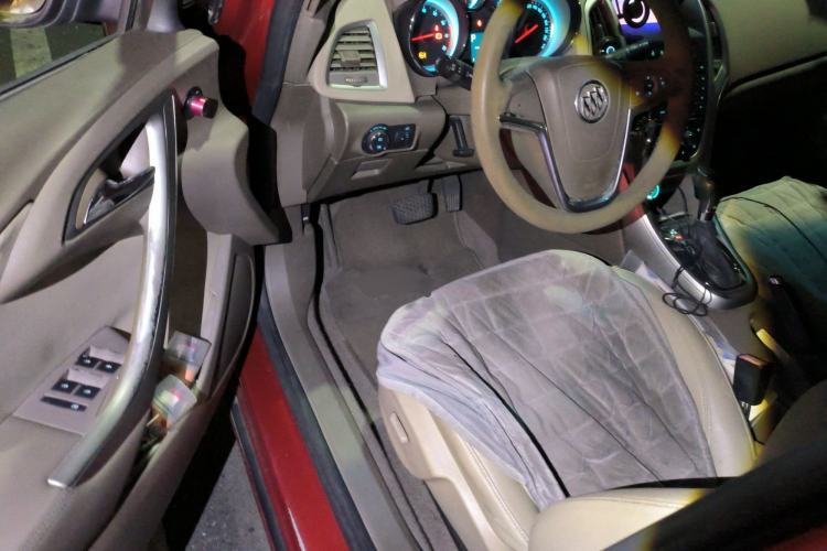 Used Buick GT 2013 GT 1.6L Automatic Fashion Edition
